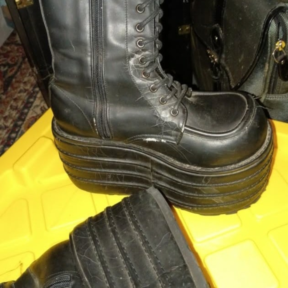 Punkrock / Goth Black Platform Lace-Up Boots